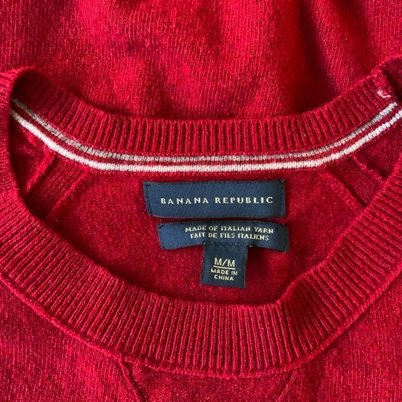 Banana Republic Merino Wool Blend Red Sweater Size M - Picture 3 of 5